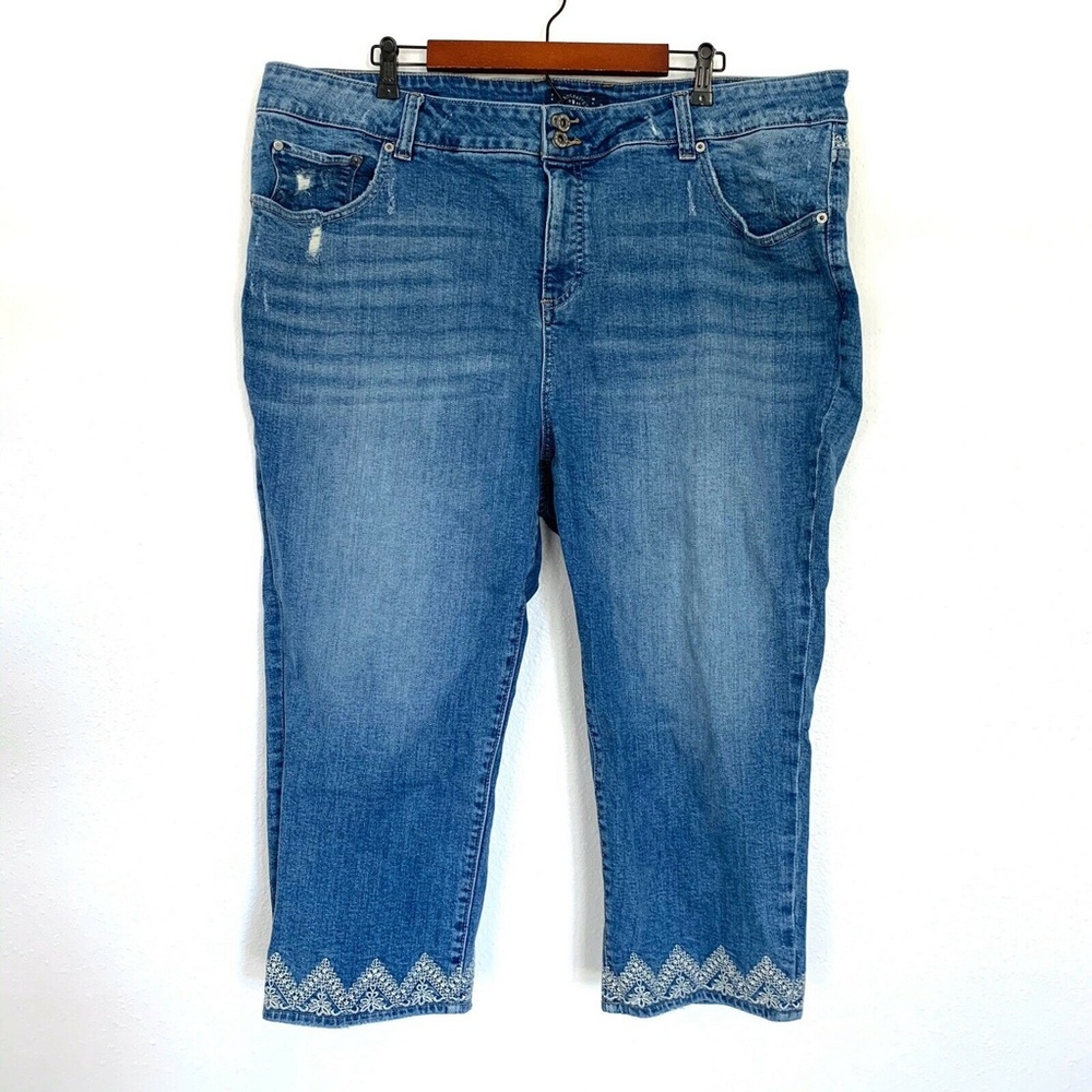 Lucky Brand Blue Embroidered Emma Crop Jeans